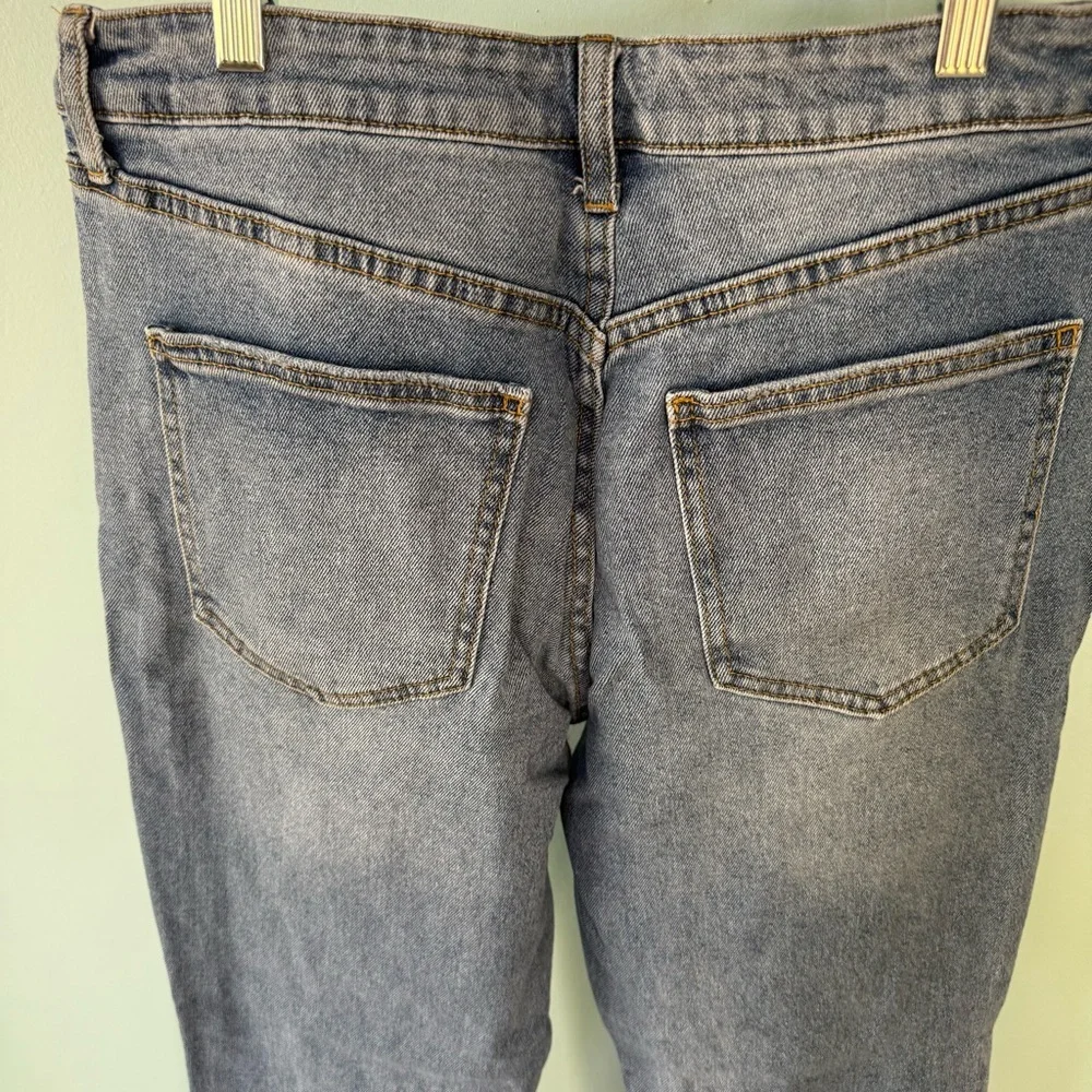No Boundaries Light Blue Denim Straight Distressed Jeans Size 11 - Picture 7 of 8